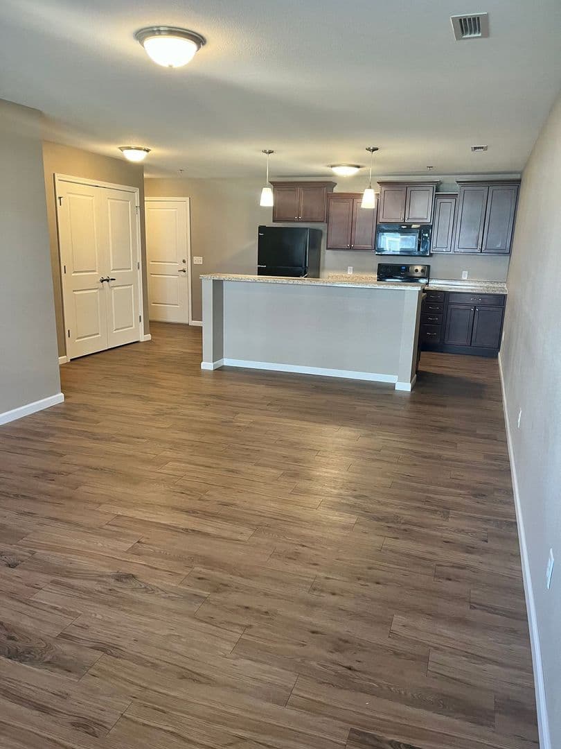 Owatonna Apartment: 320 & 310 Allan Avenue