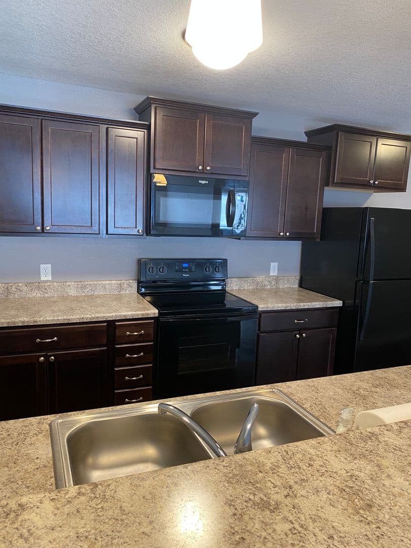Owatonna Apartment: 320 & 310 Allan Avenue