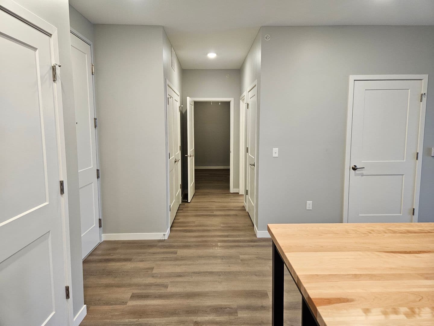 Owatonna Apartment: 210 Oak Ave N