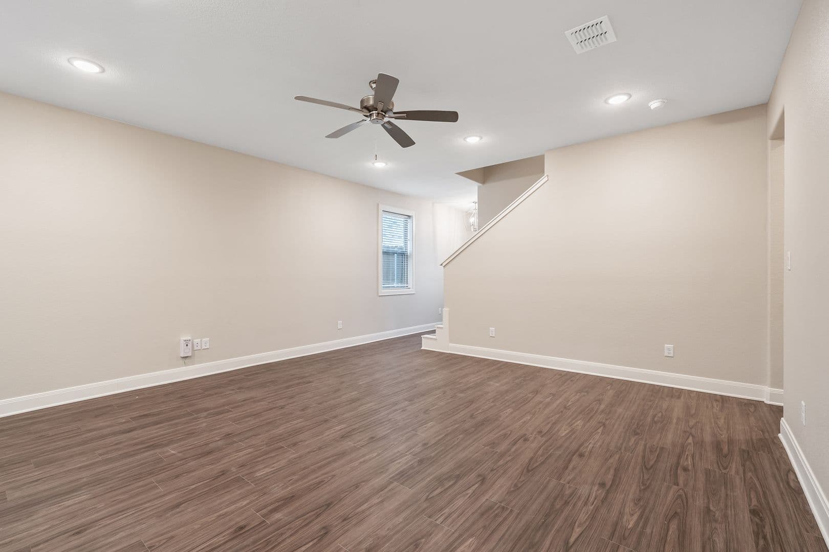 Tyler Apartment: 4304 Omen Hill Way