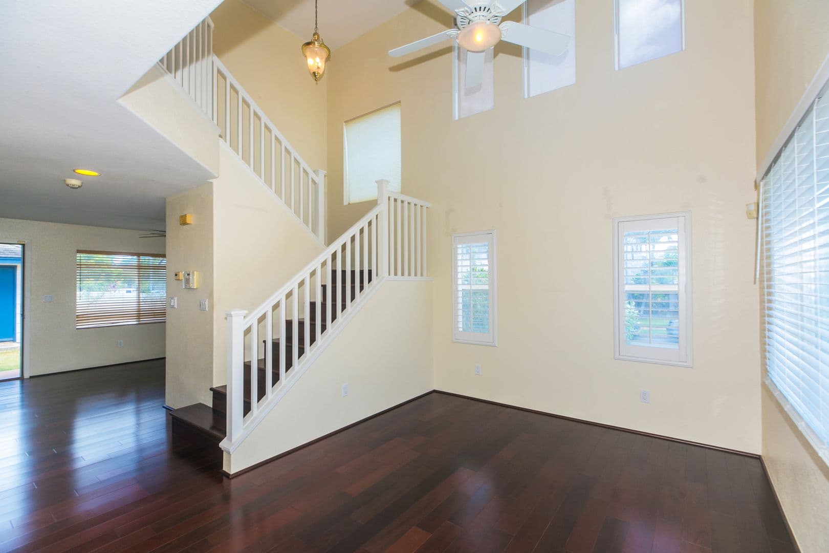 Ewa Beach House: 91-1053 Kaikauhaa St.