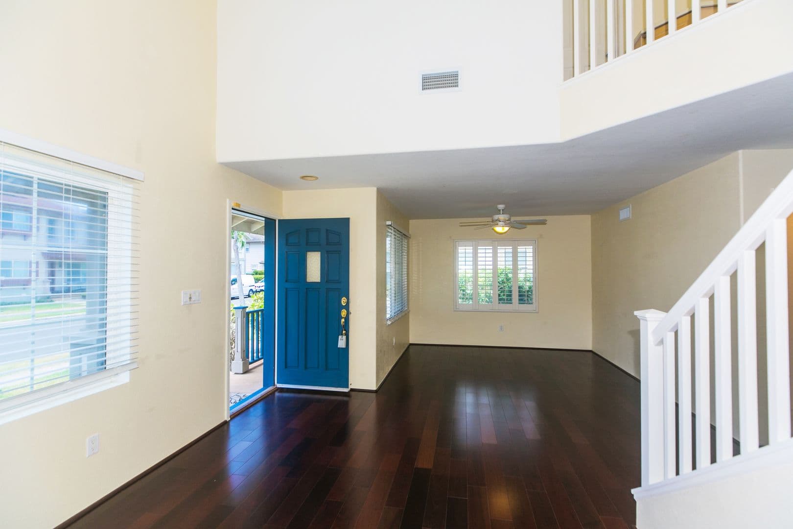 Ewa Beach House: 91-1053 Kaikauhaa St.