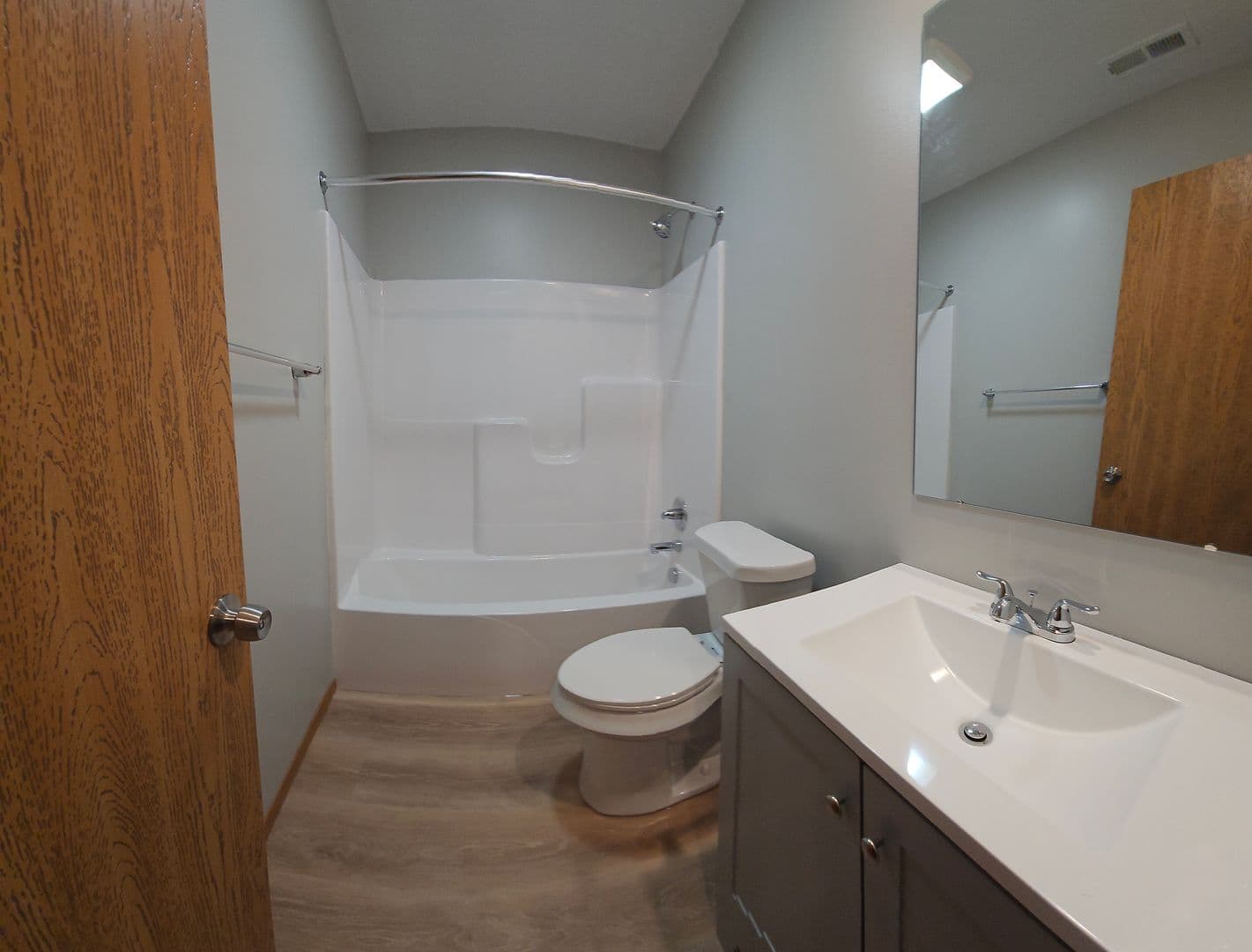 Mansfield Apartment: 102 N Benton St Mansfield OH 44902