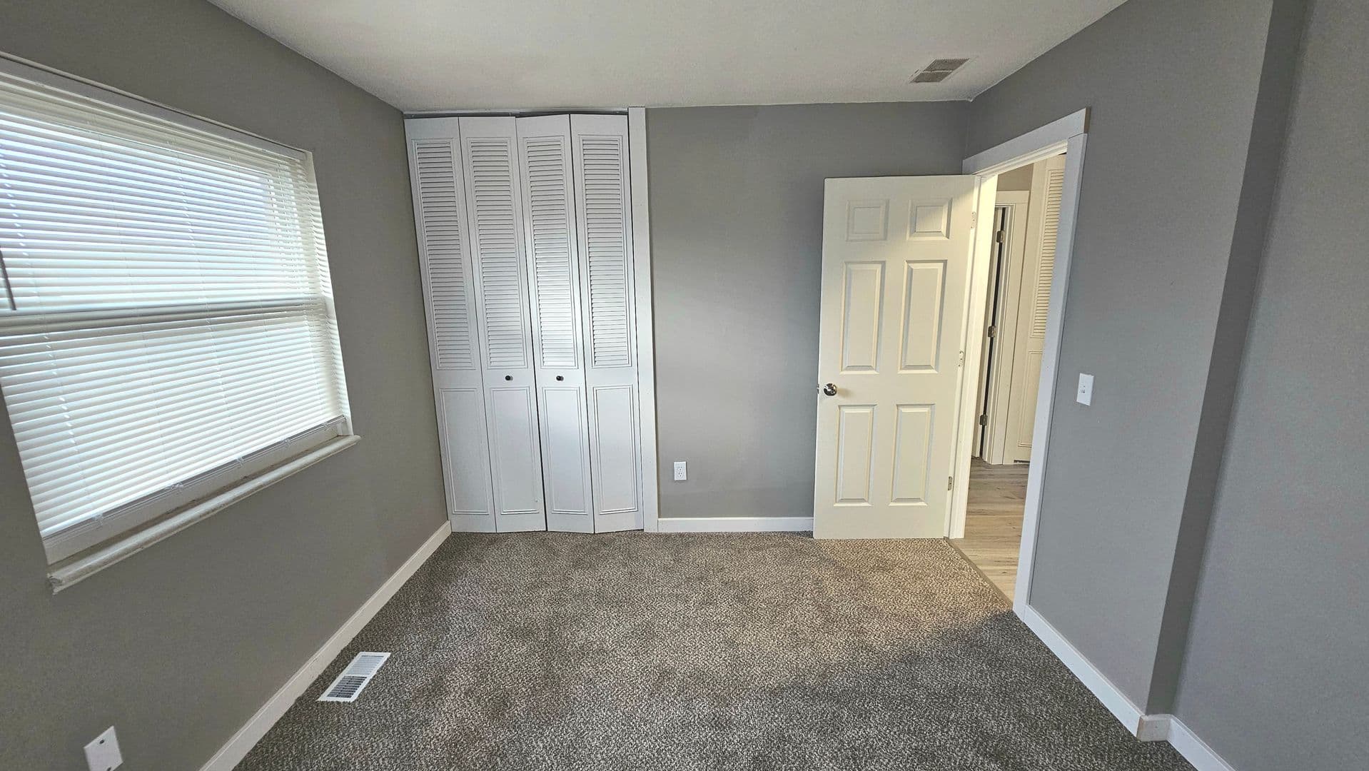 Mansfield Apartment: SUNSET BLVD APARTMENTS