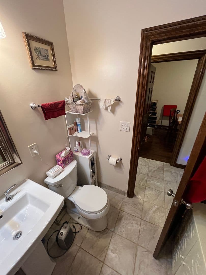 Chicago Apartment: 3733 - 3745 W Berteau Ave