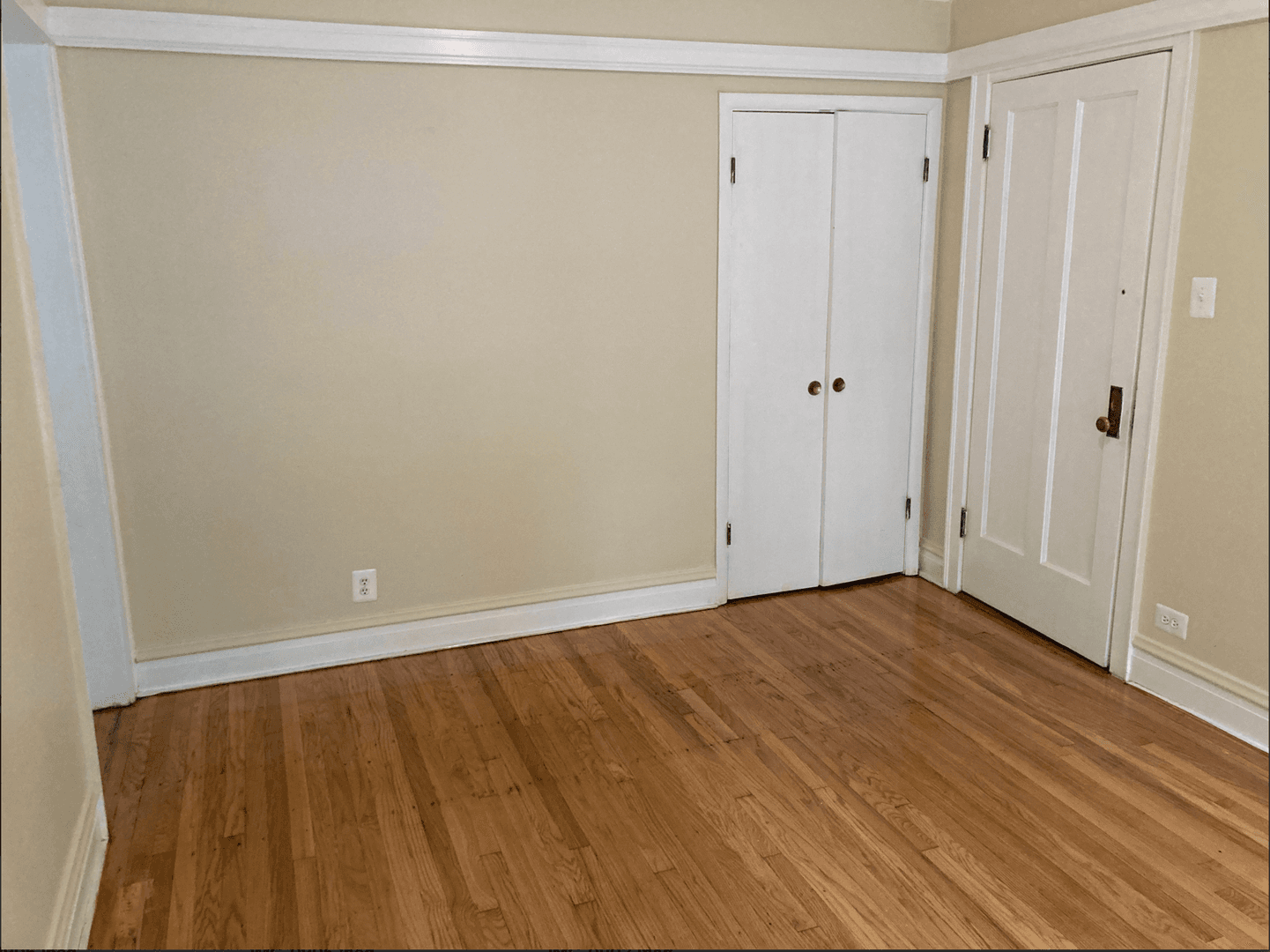 Chicago Apartment: 3816 N Long Ave