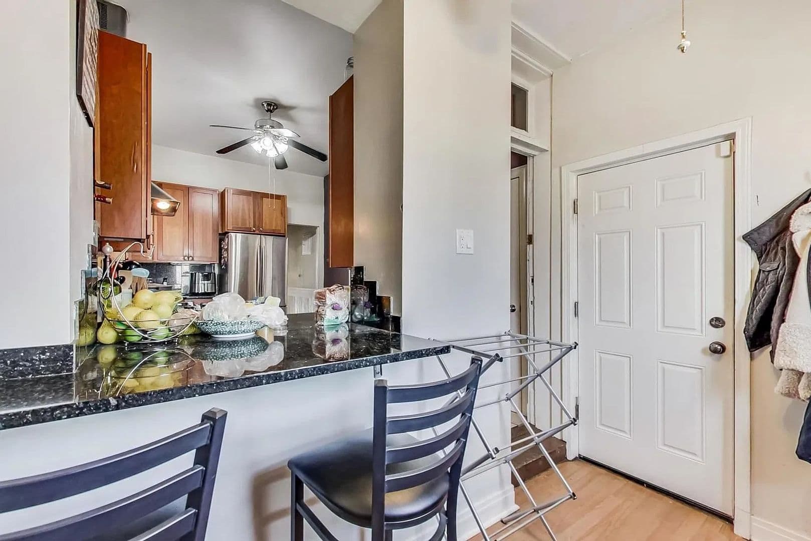 Chicago Apartment: 822 W Newport Ave.