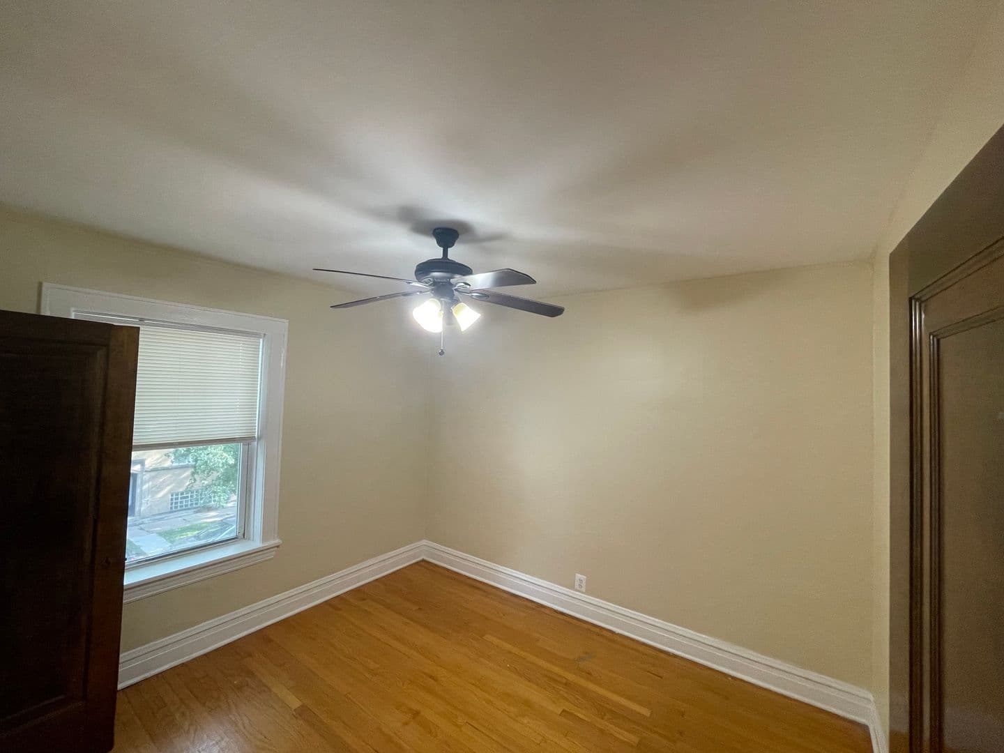 Chicago Apartment: 2954 N. Kostner