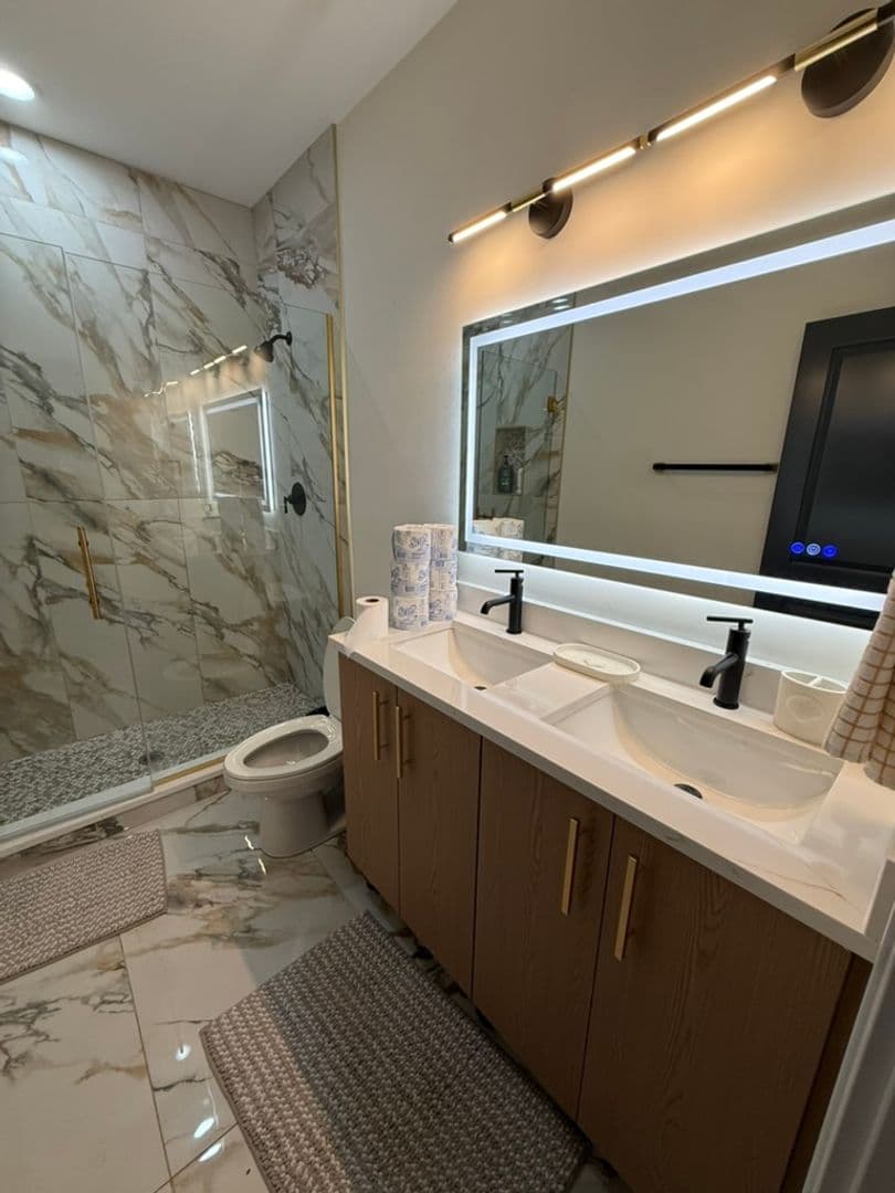 Chicago Apartment: 4314 S Evans Ave