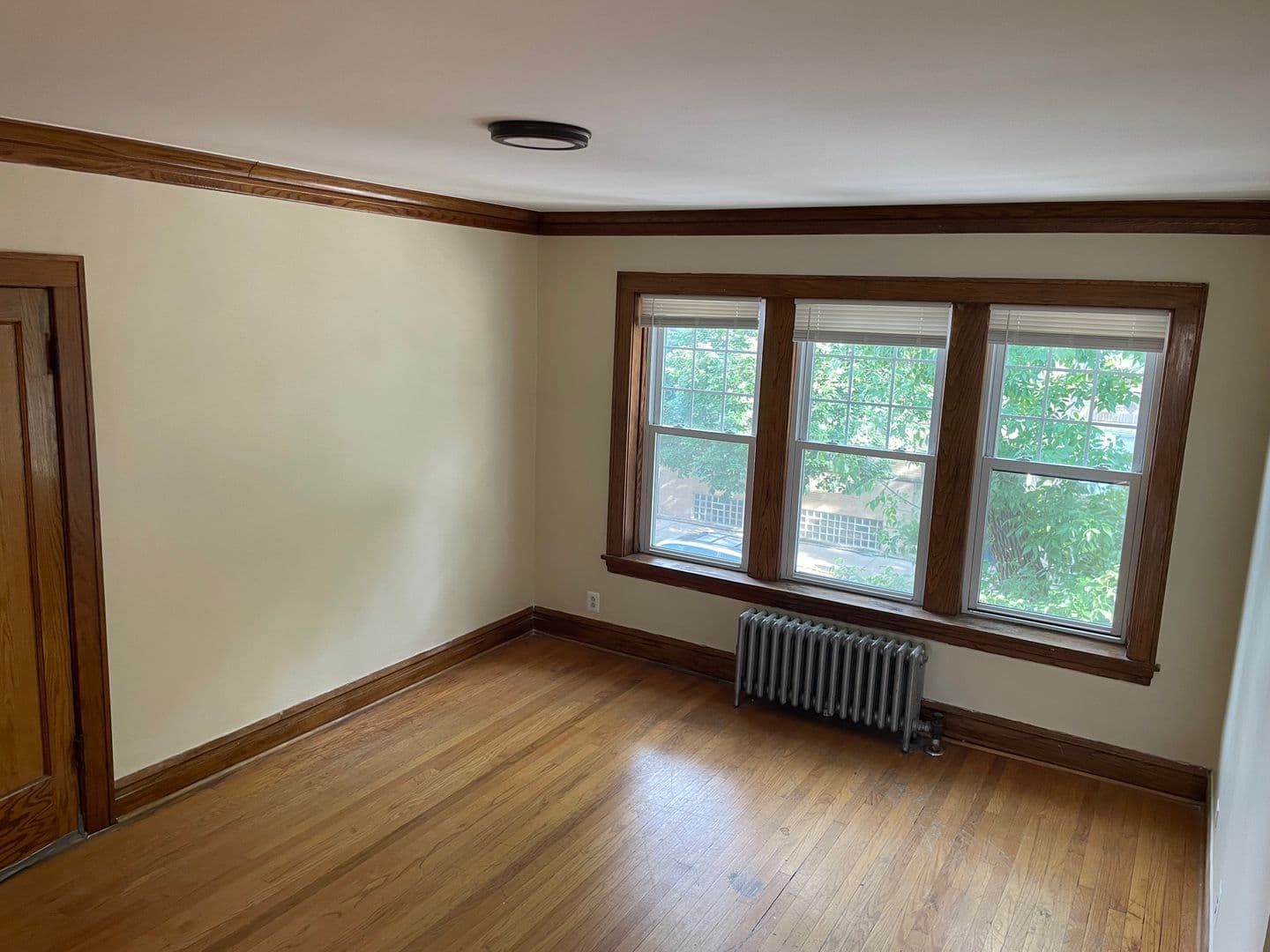 Chicago Apartment: 2954 N. Kostner