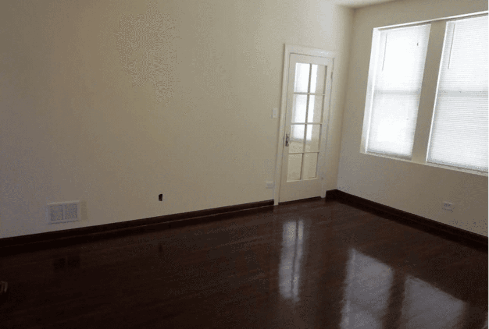 Chicago Apartment: 3733 - 3745 W Berteau Ave