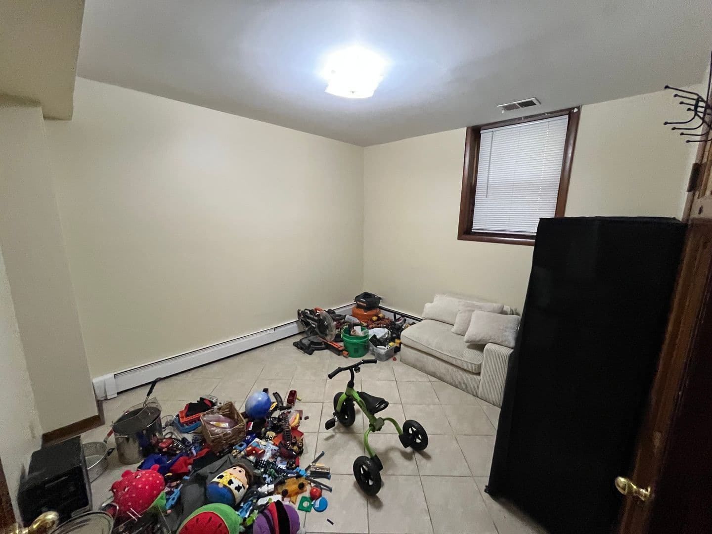 Chicago Apartment: 5205 W. Pensacola