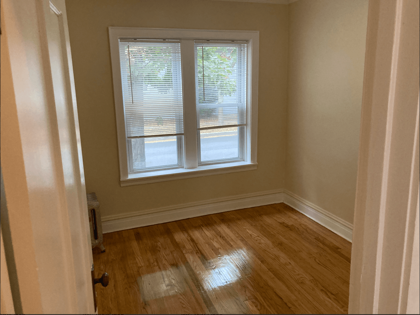 Chicago Apartment: 3816 N Long Ave