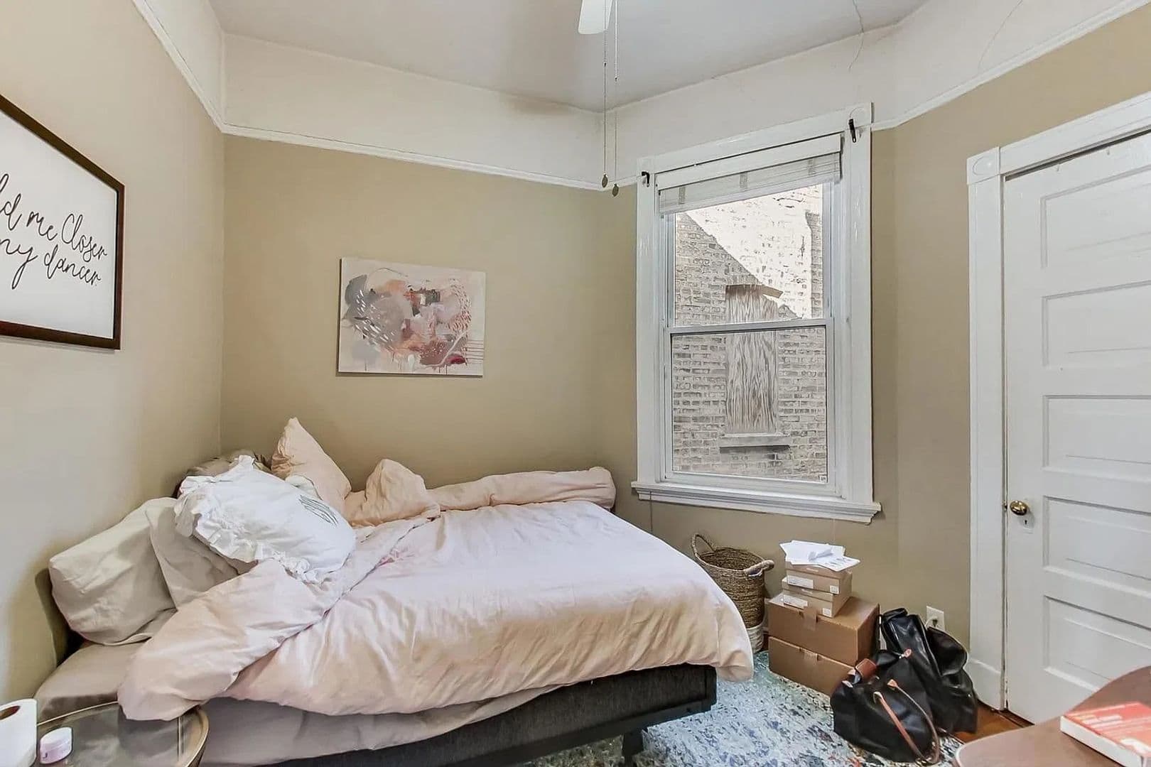 Chicago Apartment: 822 W Newport Ave.