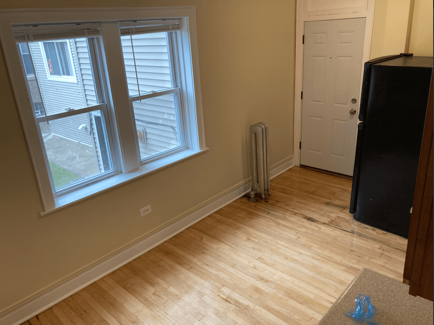 Chicago Apartment: 3816 N Long Ave