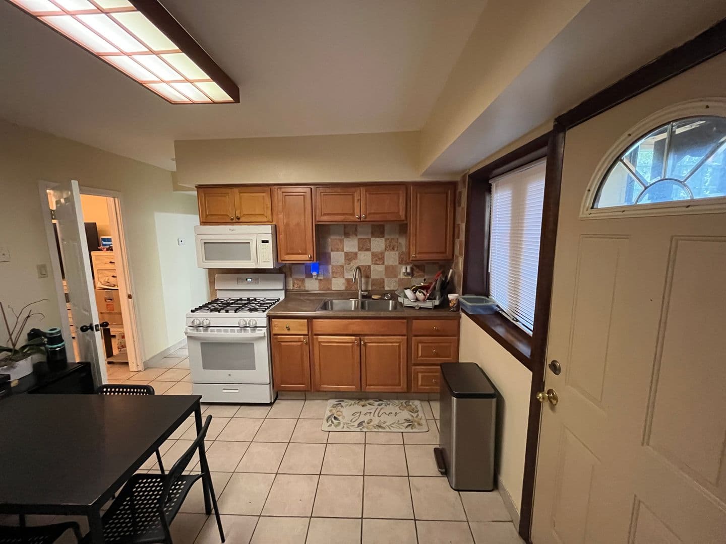 Chicago Apartment: 5205 W. Pensacola