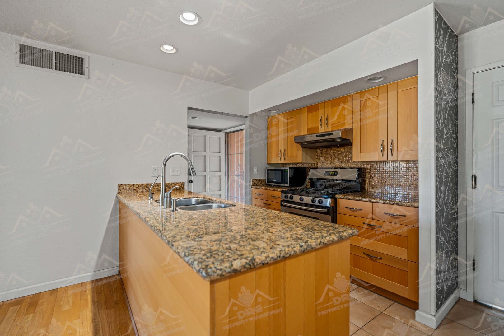 Modesto House: 3329 Wild Plams Dr