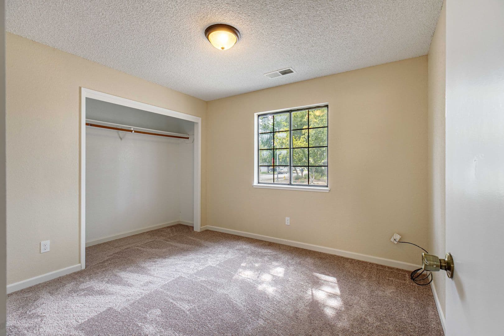 Modesto House: 3521 Akeby Dr