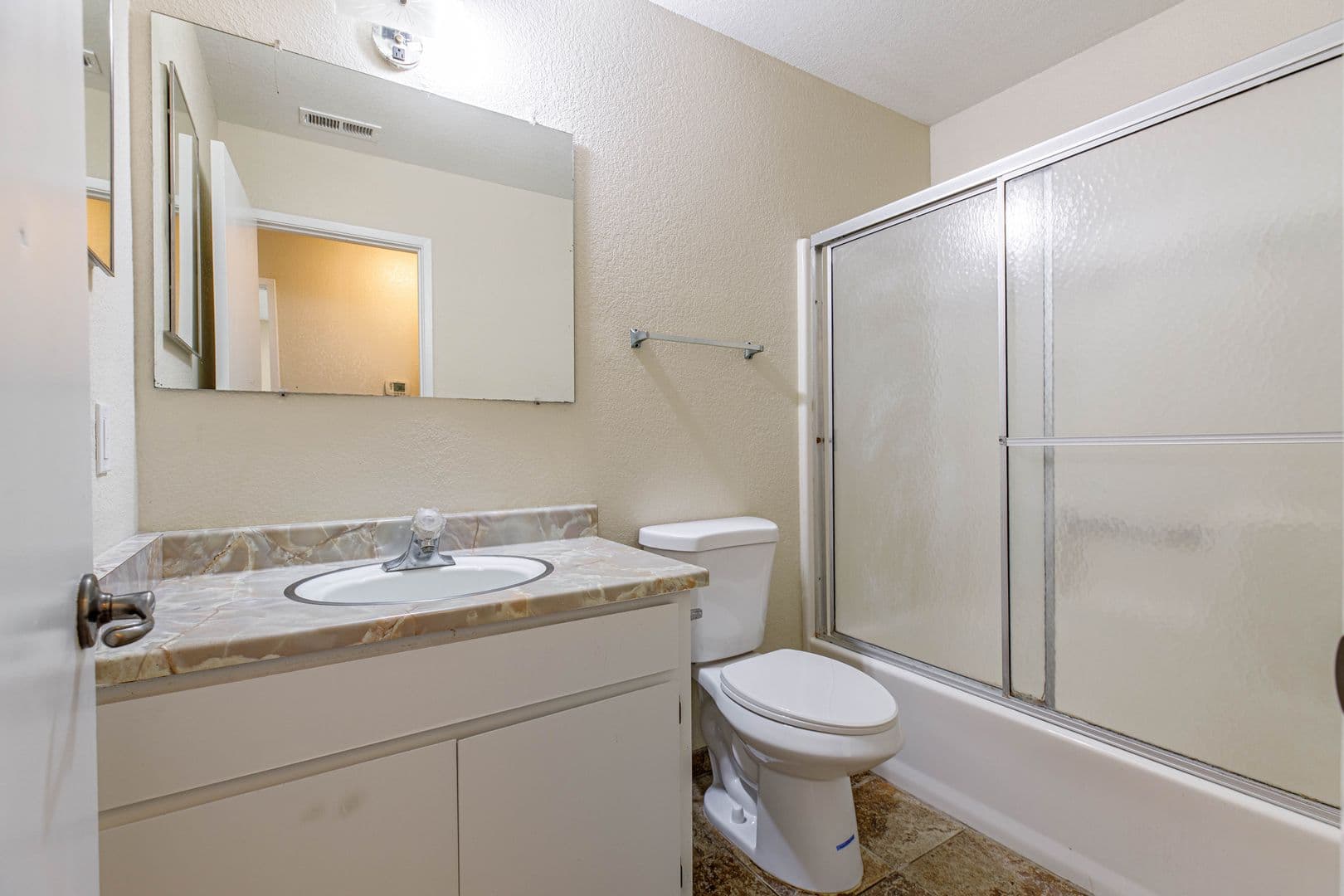 Modesto House: 3521 Akeby Dr