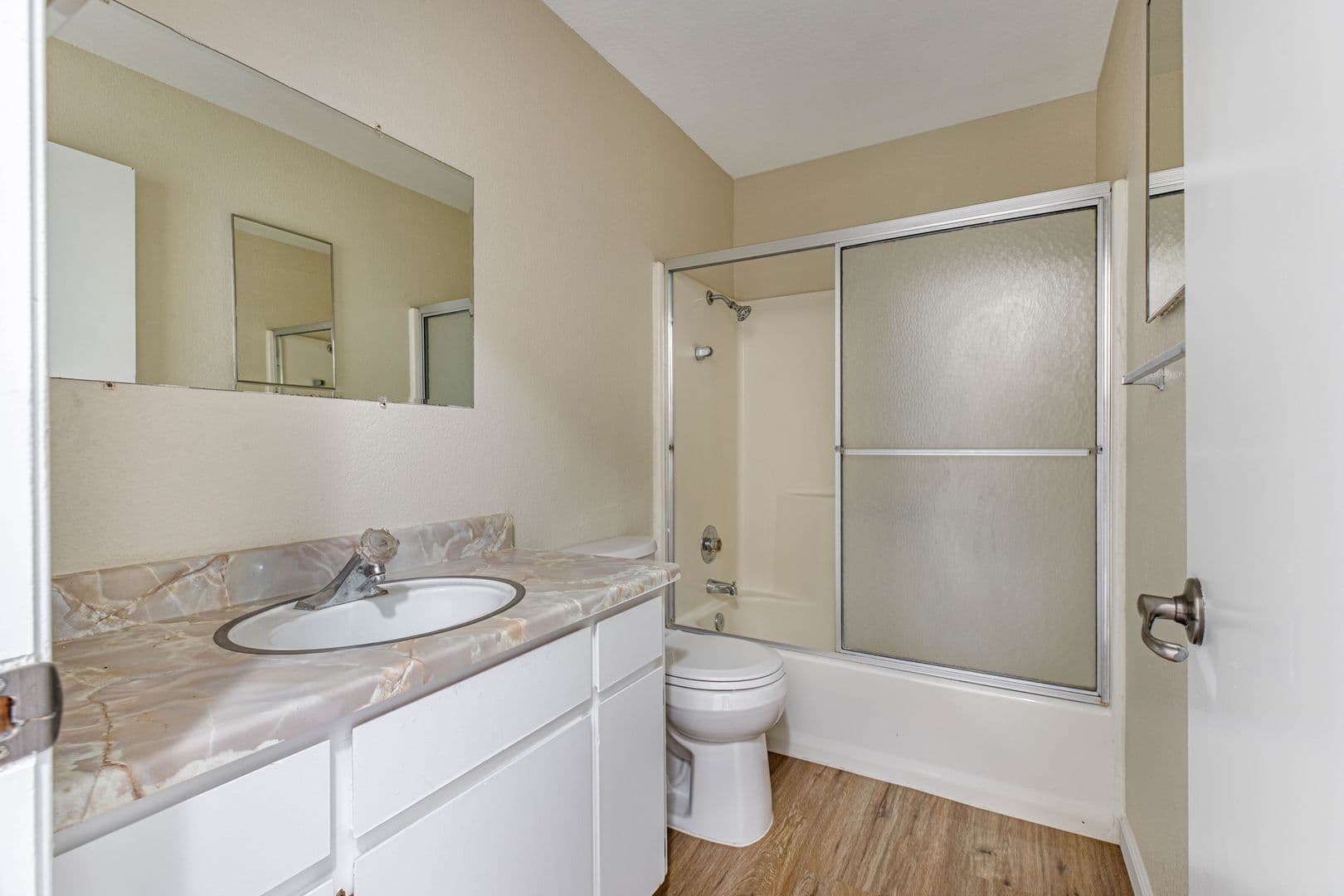 Modesto House: 3521 Akeby Dr
