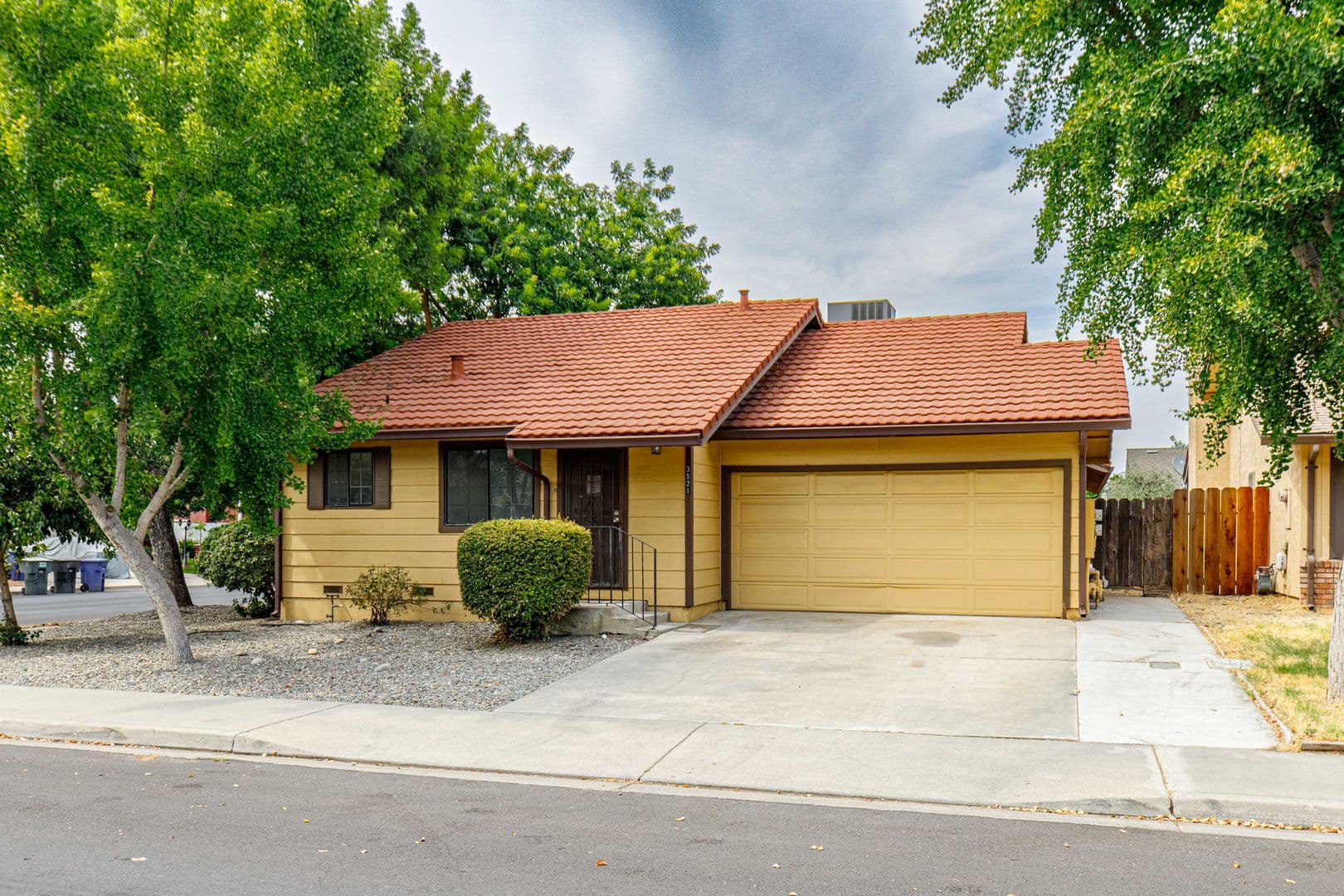 Modesto House: 3521 Akeby Dr
