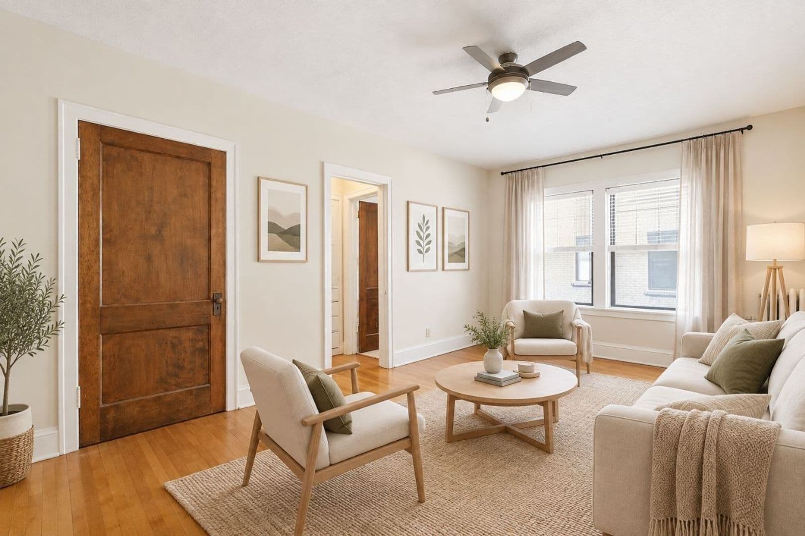 Minneapolis Apartment: 214 E 19th St