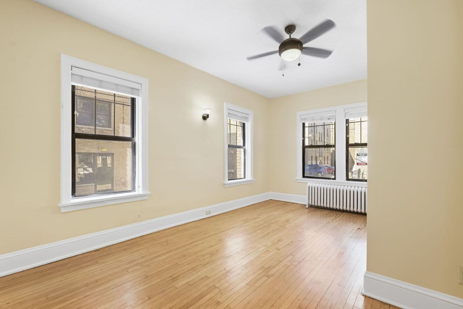 Minneapolis Apartment: 214 E 19th St
