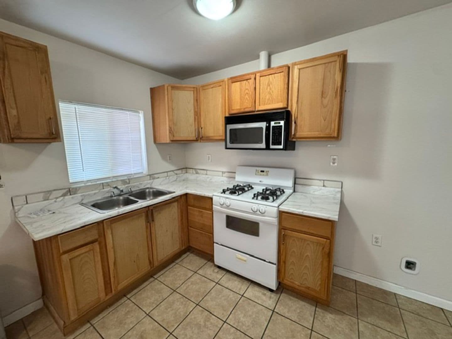 Lancaster House: 45027 Division Street