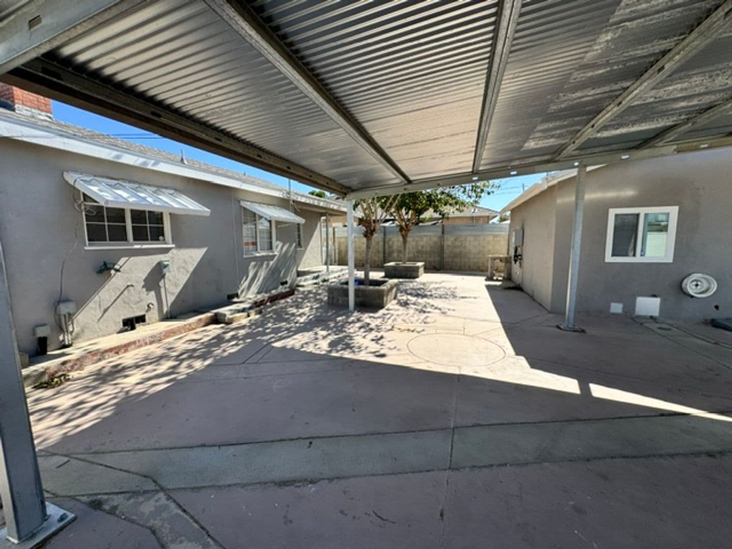 Lancaster House: 45027 Division Street