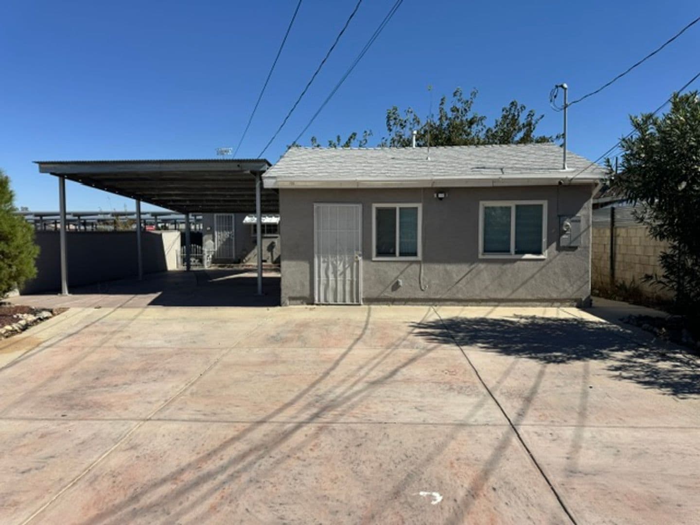 Lancaster House: 45027 Division Street