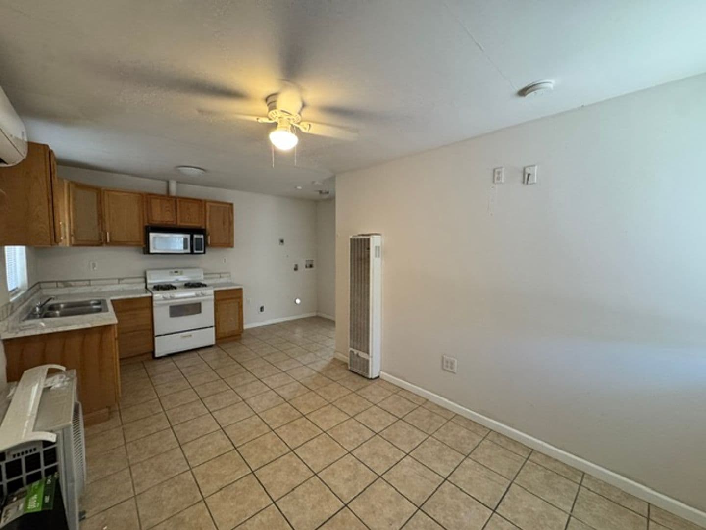 Lancaster House: 45027 Division Street