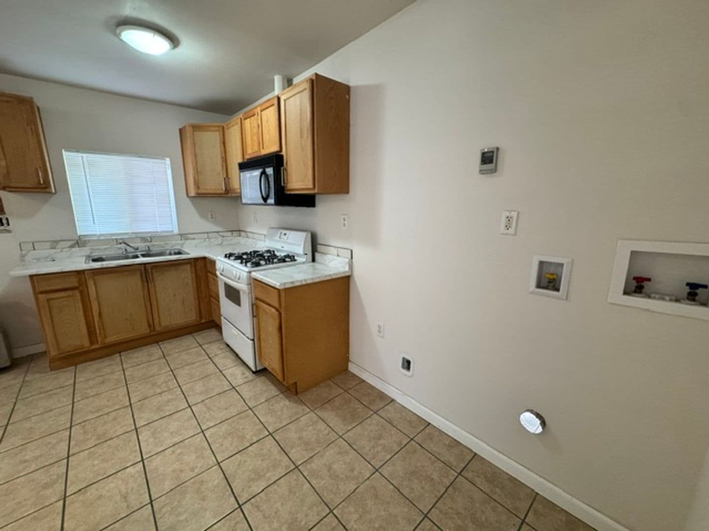 Lancaster House: 45027 Division Street