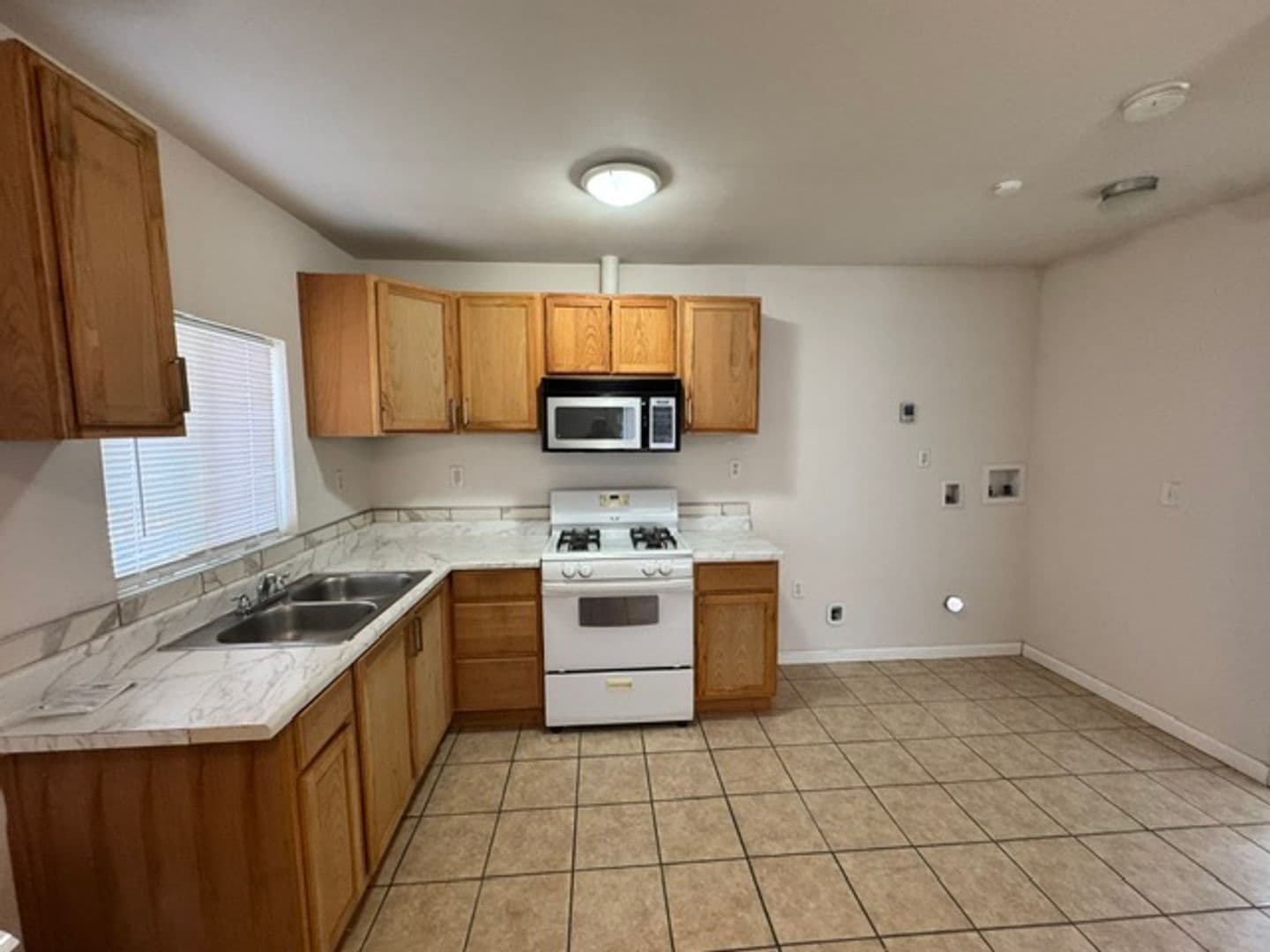 Lancaster House: 45027 Division Street