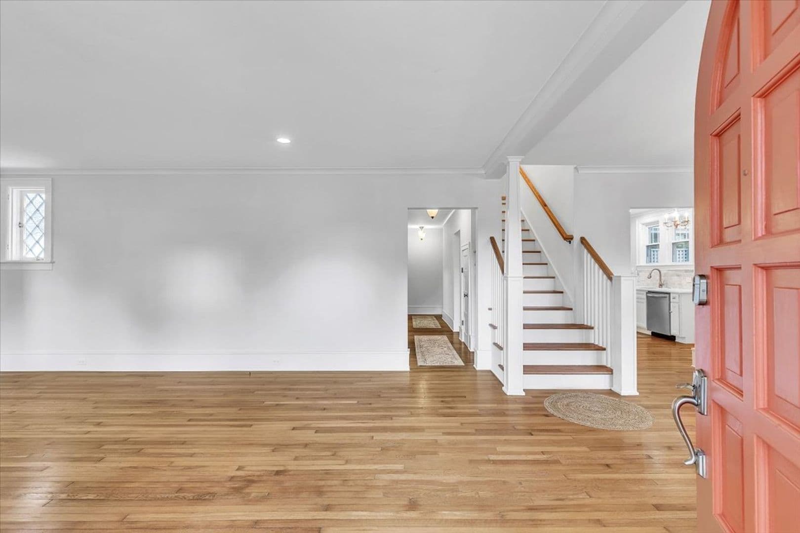 Savannah House: 331 E 54th Street