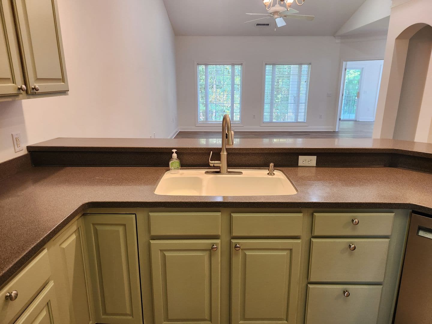 Savannah Condo: 411 Southbridge