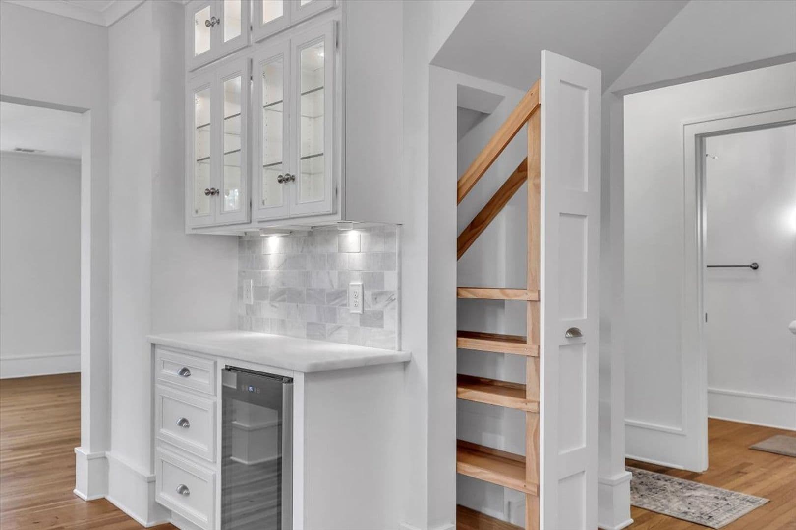 Savannah House: 331 E 54th Street
