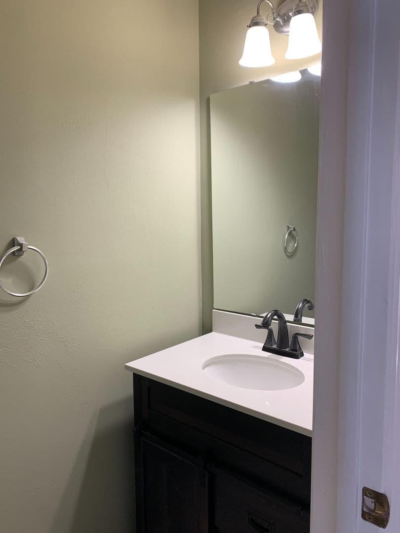Mt Pleasant House: 1291 Worthy Ct