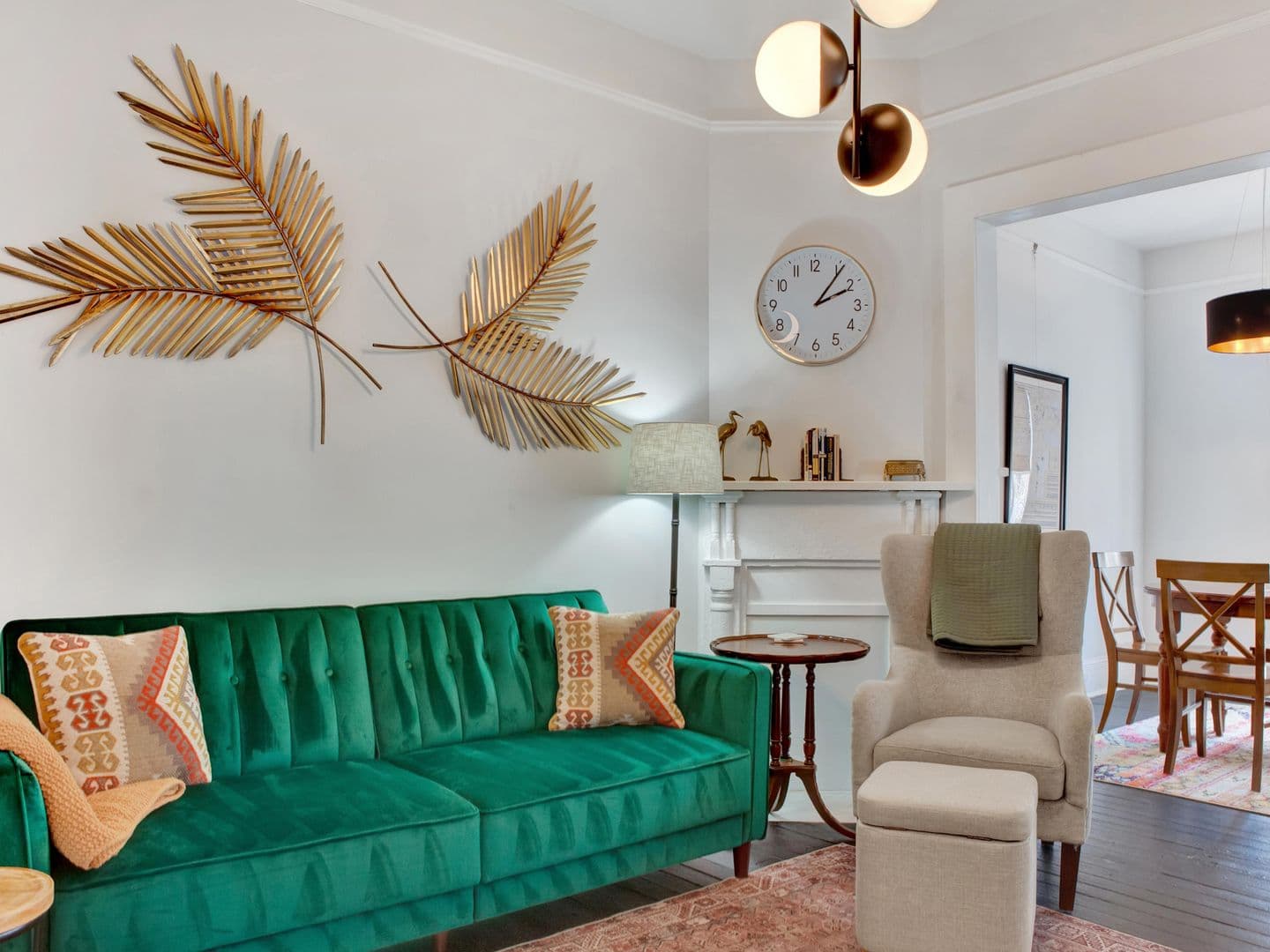 Savannah House: 1512 Barnard Street
