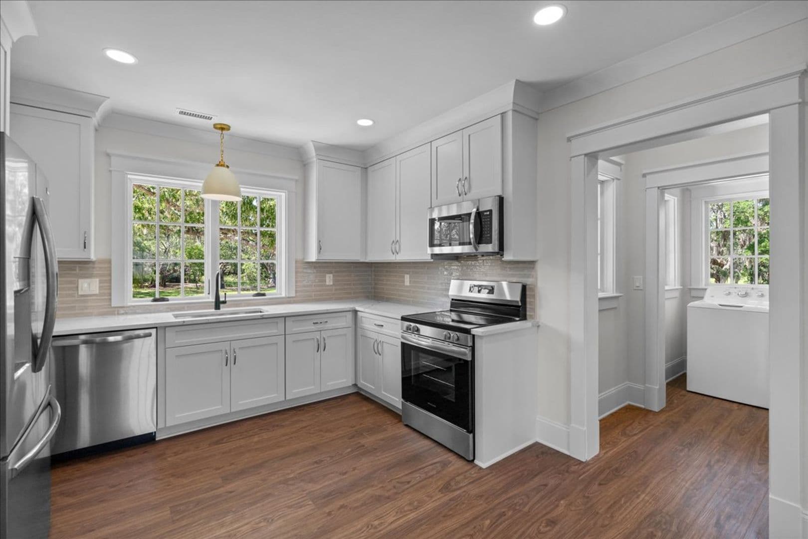 Charleston Condo: 90 Farmfield Avenue