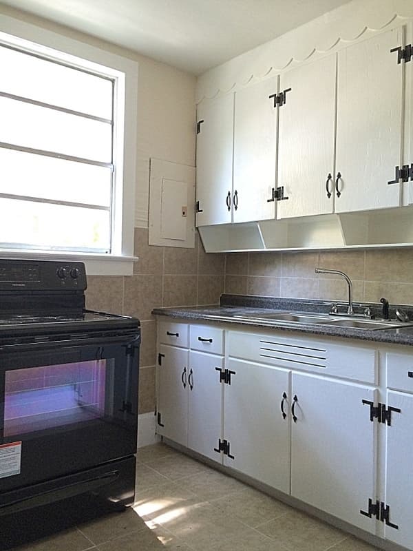Charleston Apartment: 35 Vanderhorst Street
