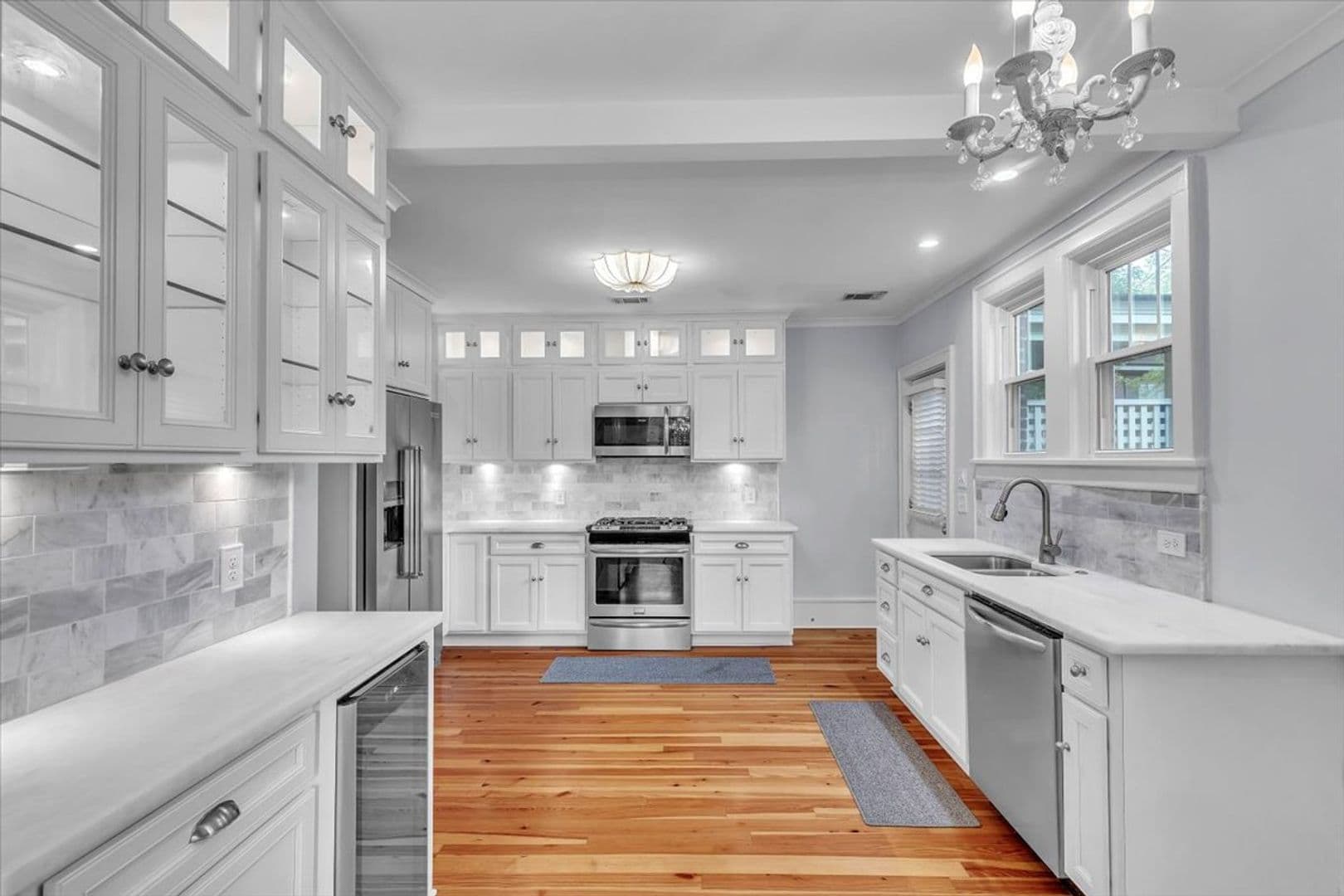 Savannah House: 331 E 54th Street