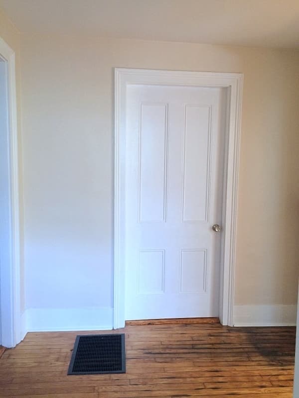 Charleston Apartment: 35 Vanderhorst Street
