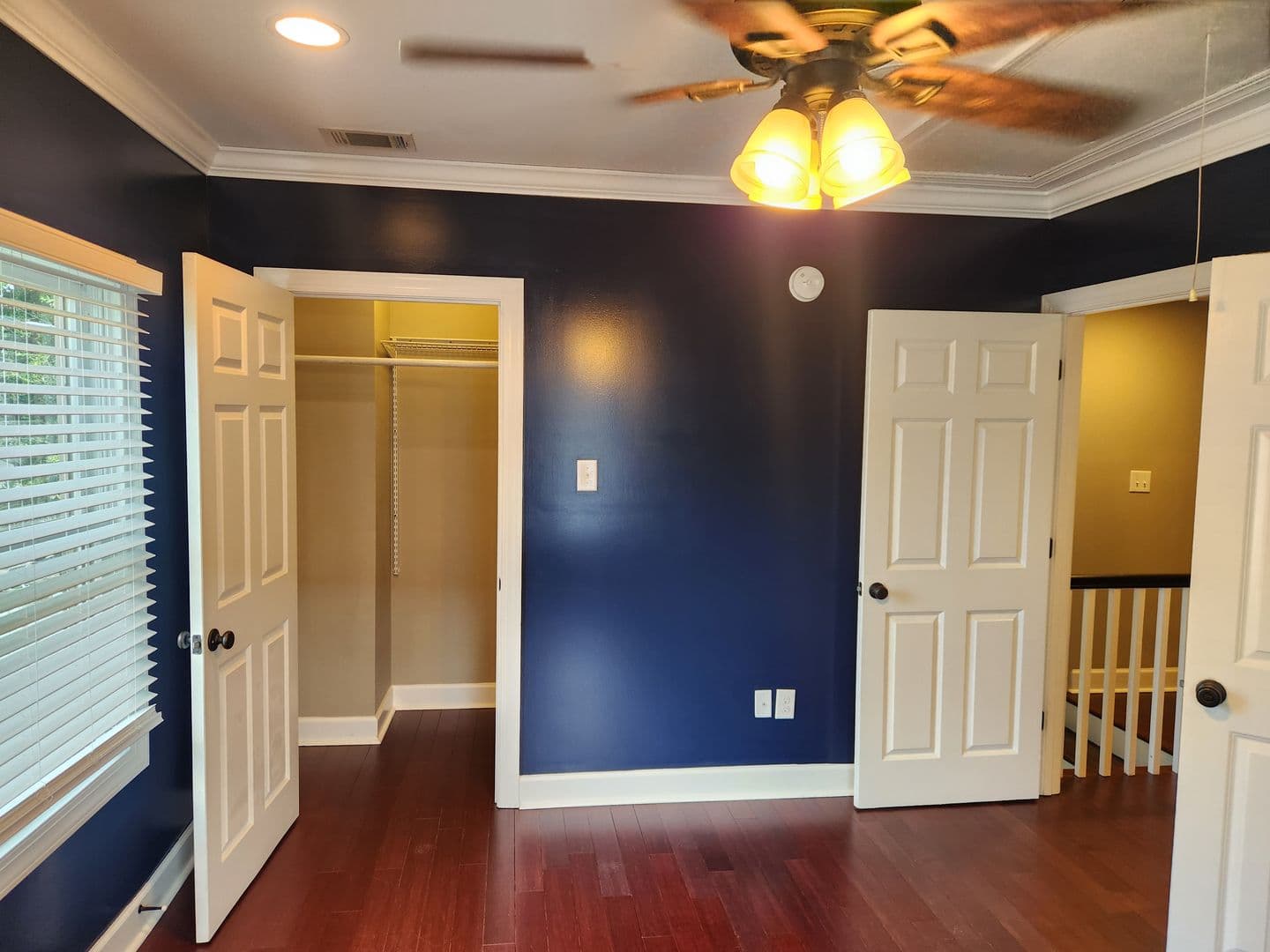 Savannah House: 836 E Park Avenue