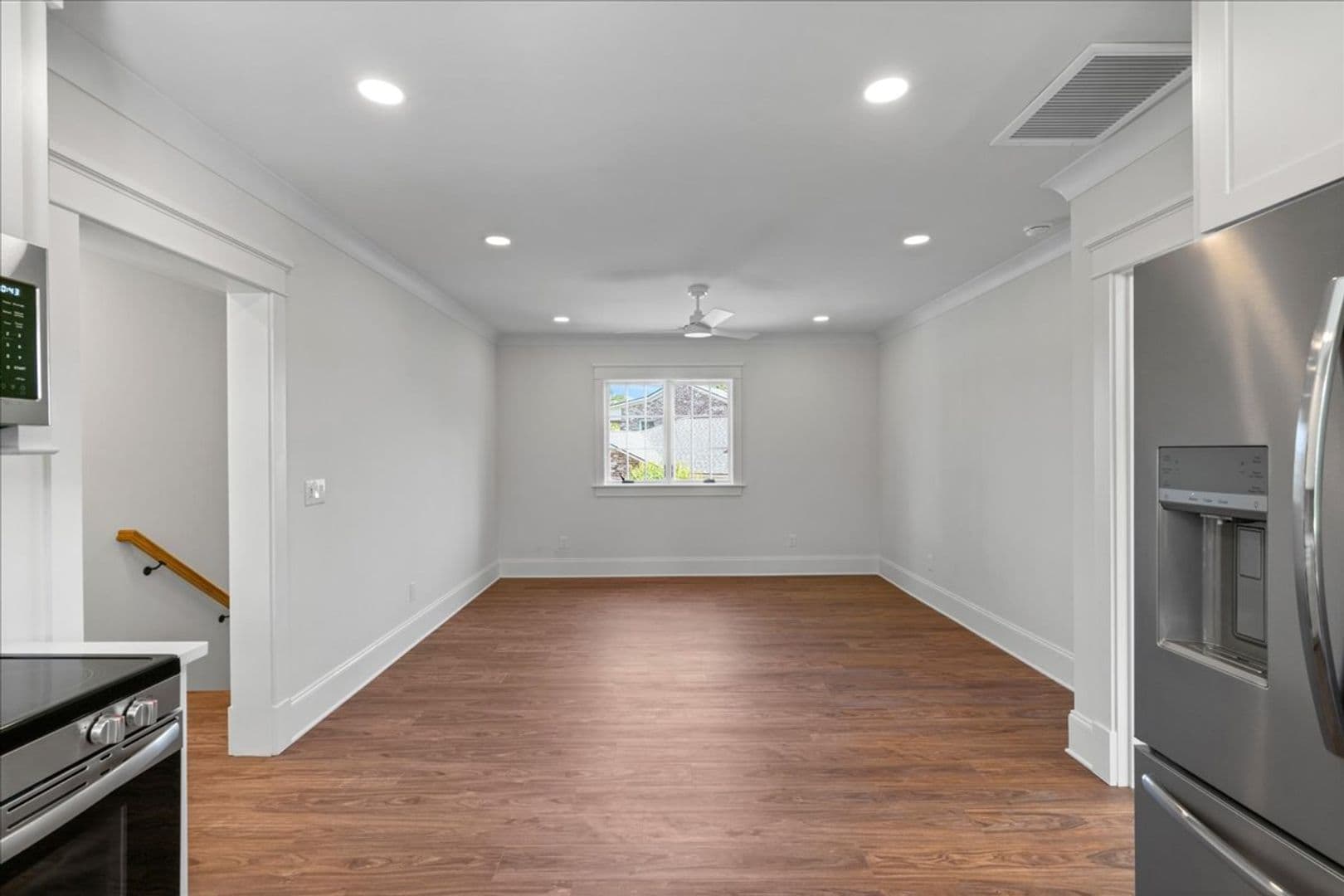 Charleston Condo: 90 Farmfield Avenue