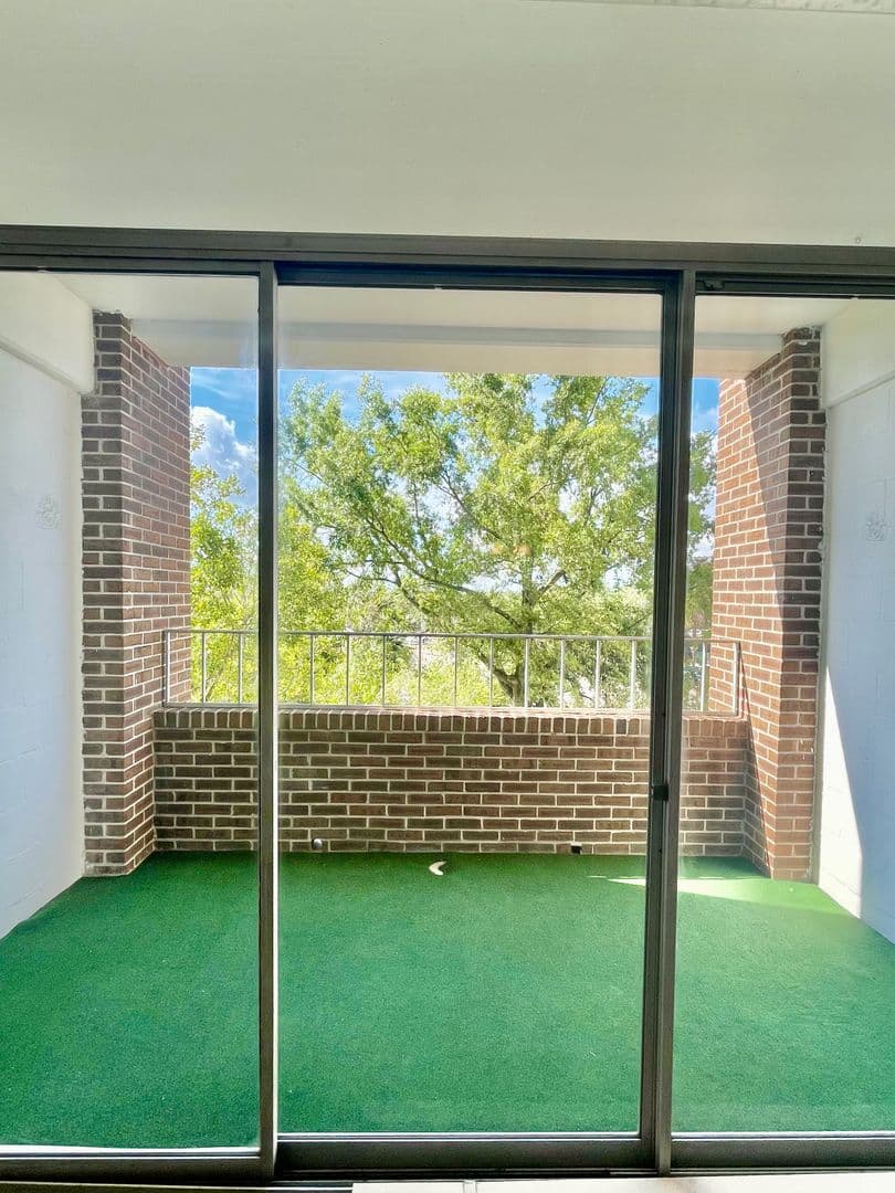 Charleston Apartment: 14 Lockwood Drive