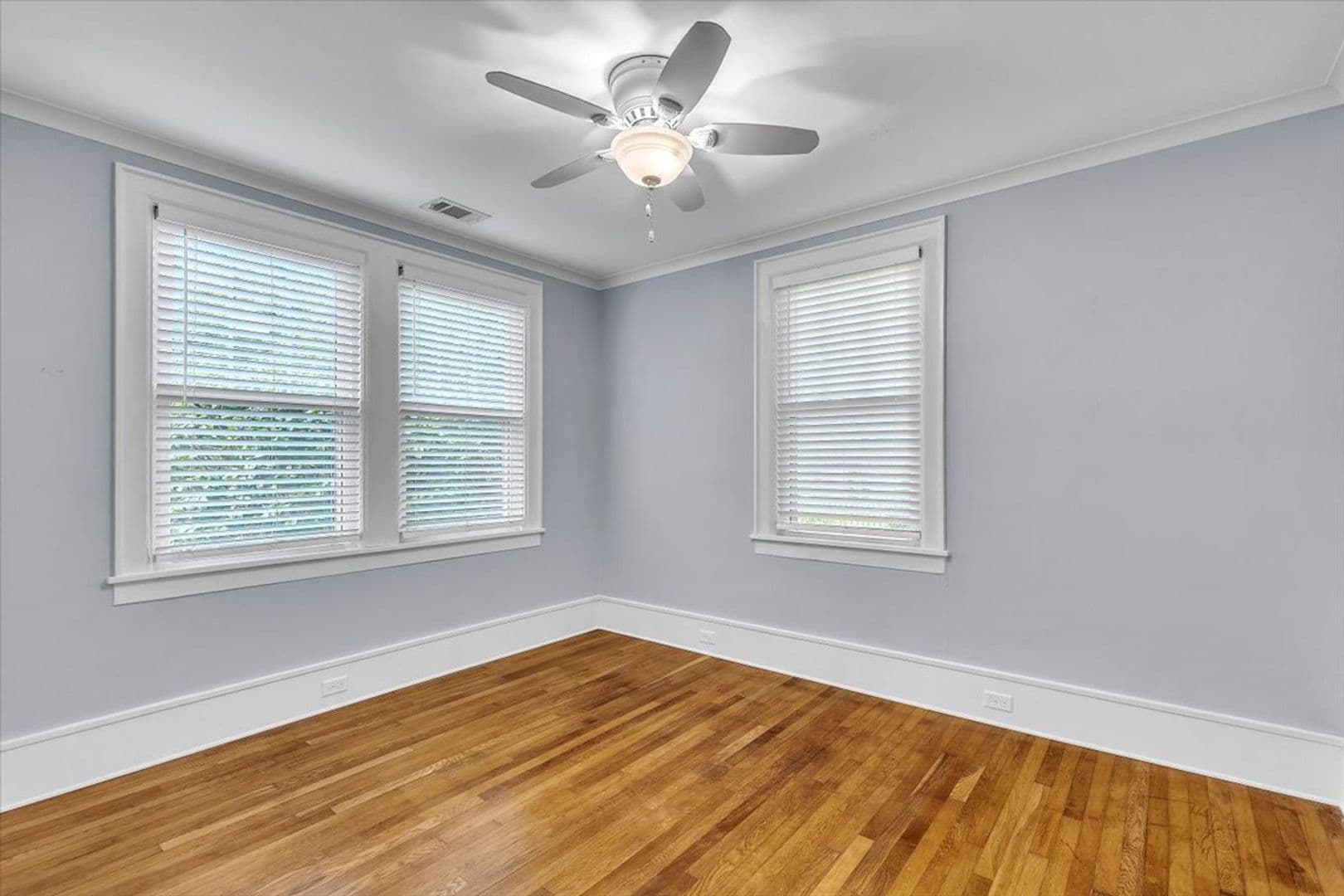 Savannah House: 331 E 54th Street