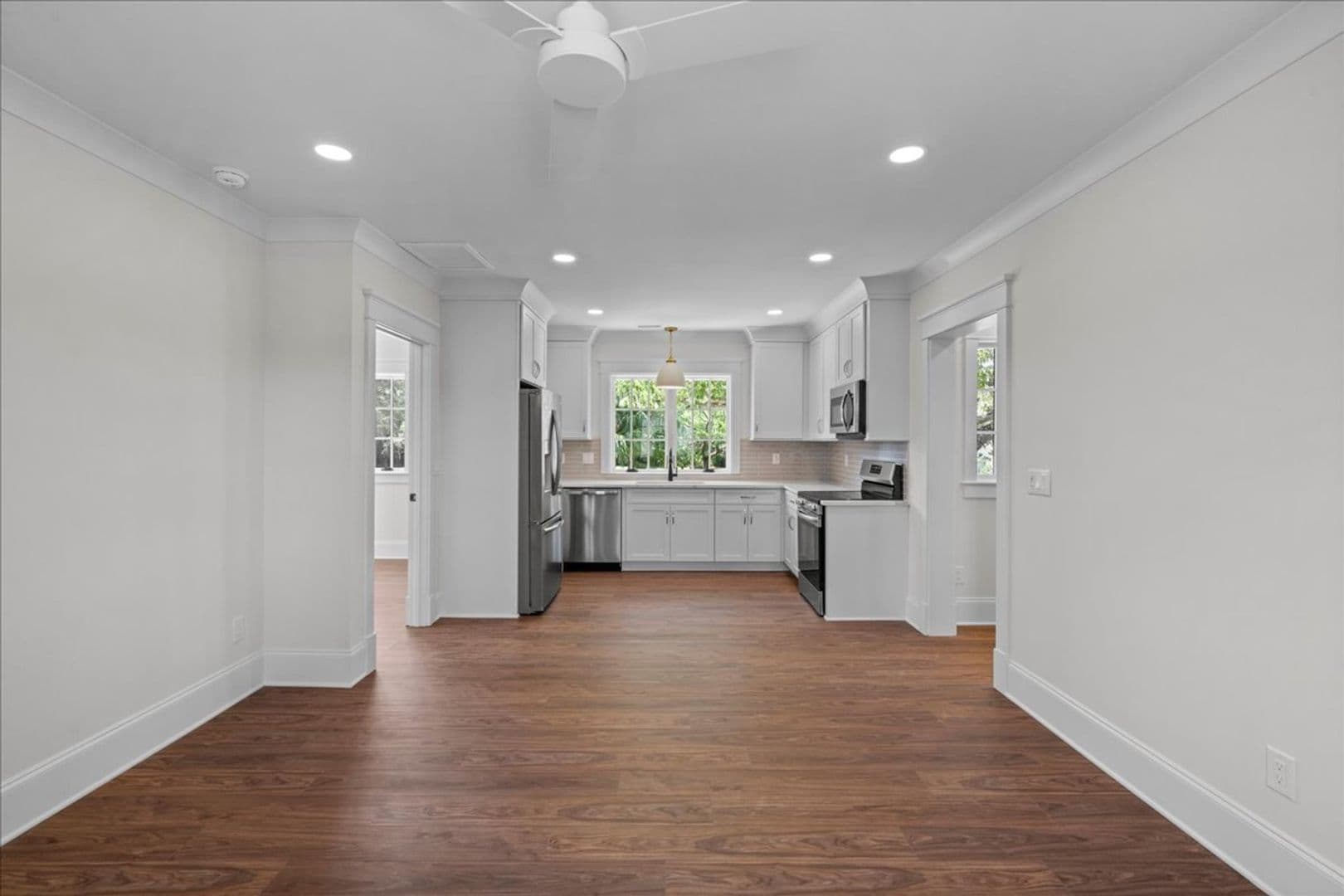 Charleston Condo: 90 Farmfield Avenue