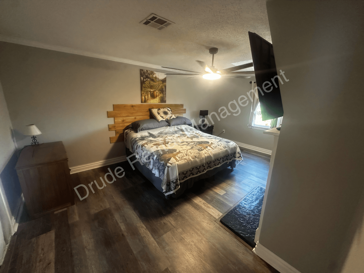 Madisonville House: 65 Rue Du Sud