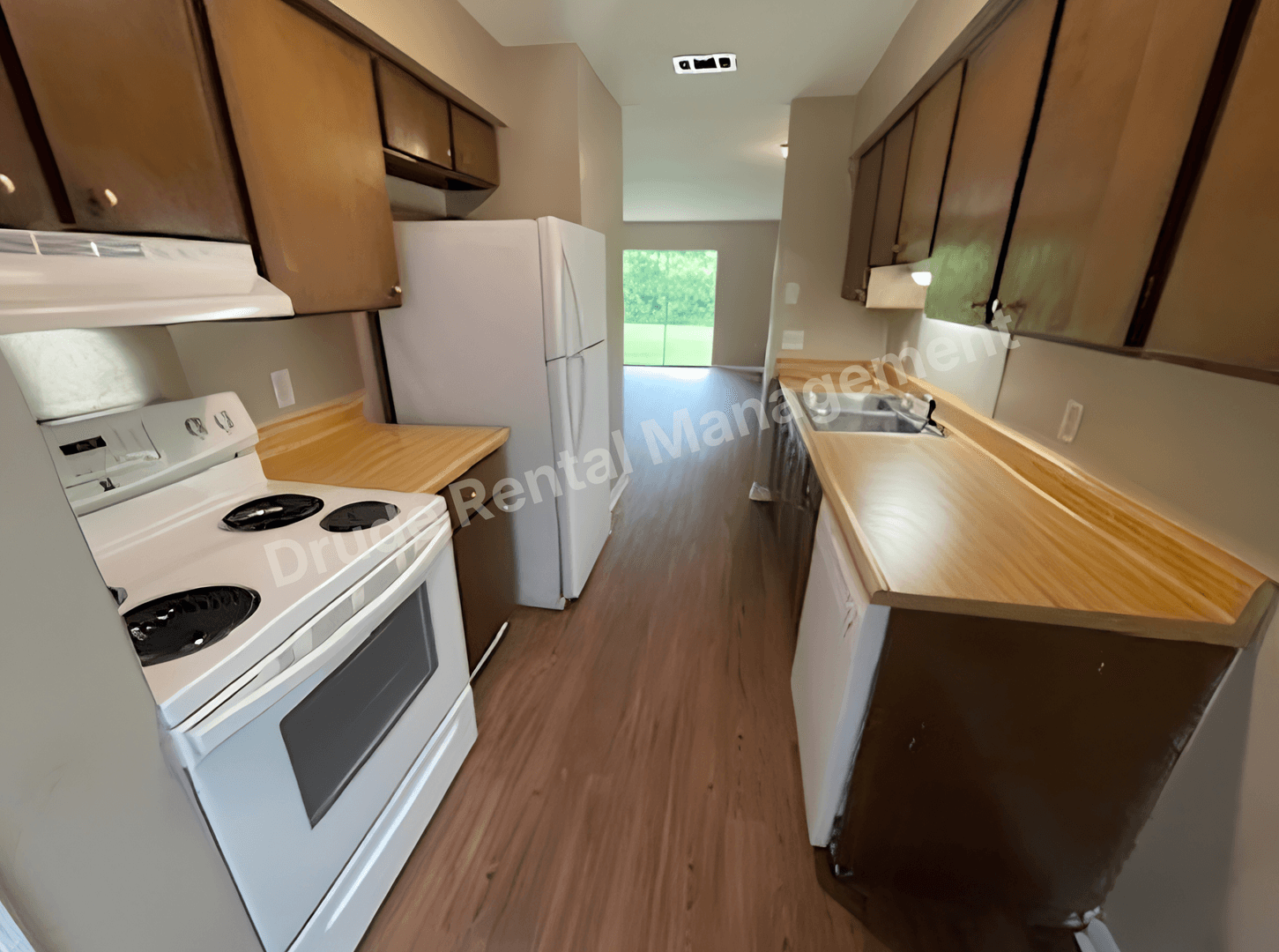 Hammond Apartment: 44051 Stein Road