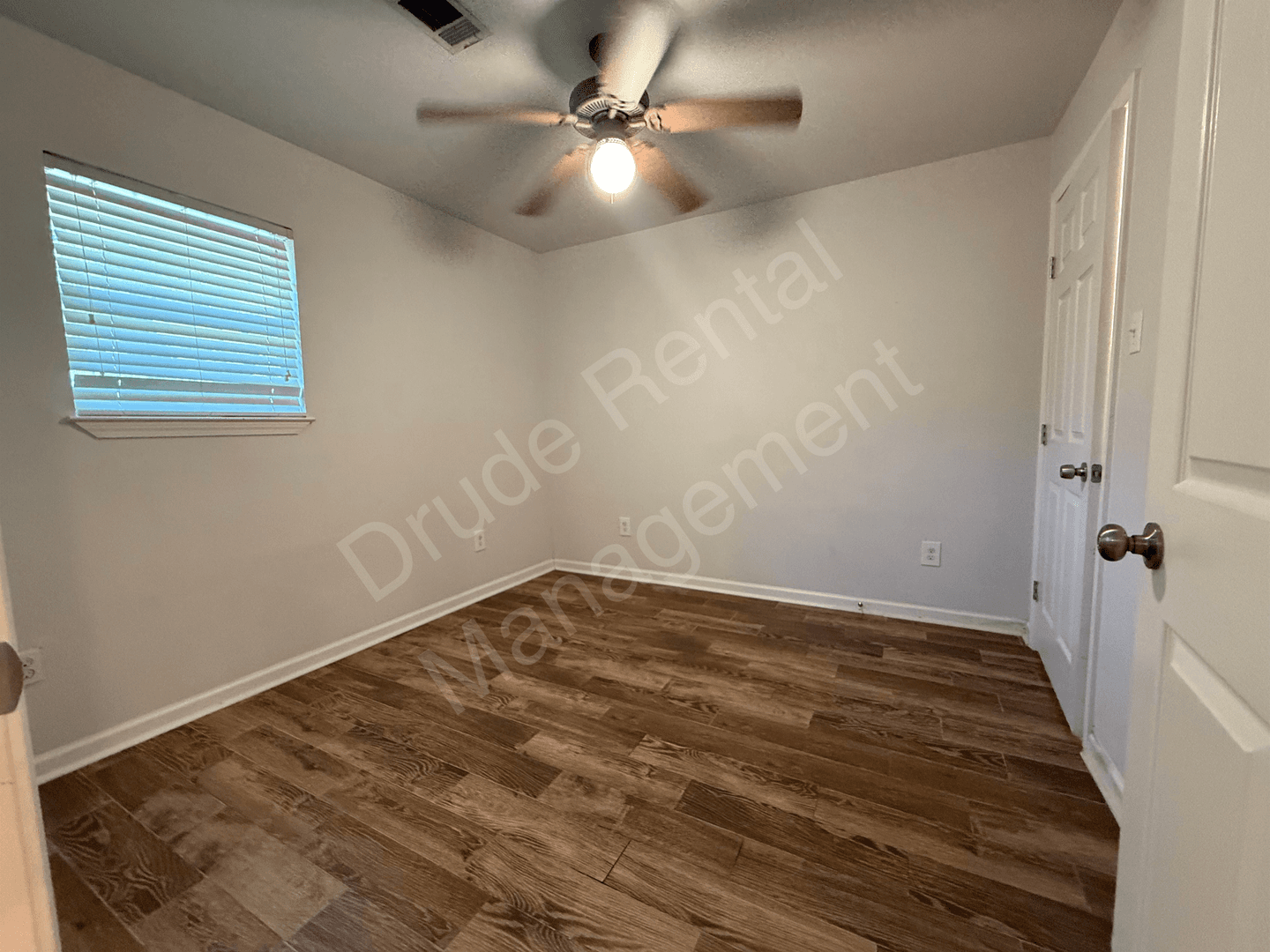 Hammond Apartment: 12461 Wardline Road